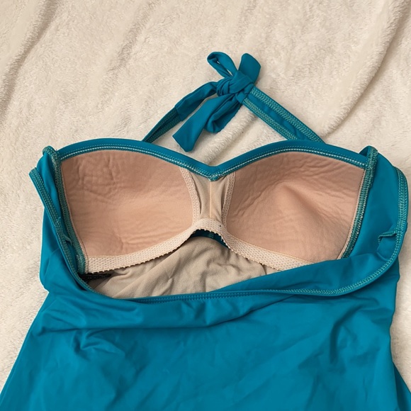 La Blanca Tankini top only - Picture 3 of 6